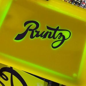 Meet your Posher, Nikia